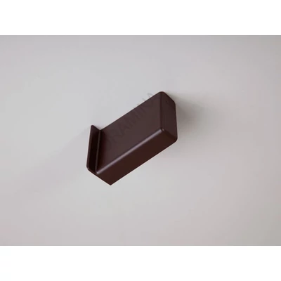 SZEKRÉNY FÜGGESZTŐ 806-OS TAKARÓSAPKA JOBBOS 67x43x26mm SÖTÉT BARNA